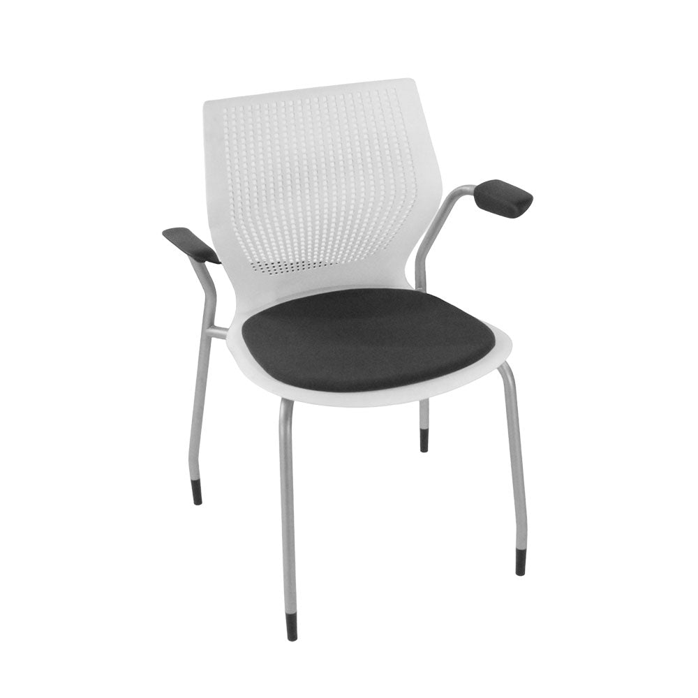Knoll: Multigeneration Meeting Chair in Black Fabric - Refurbished
