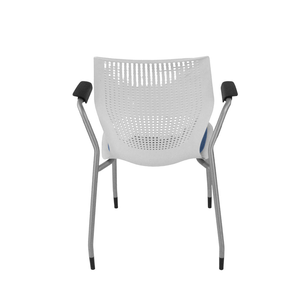 Knoll: Multigeneration Meeting Chair in Blue Fabric - Refurbished