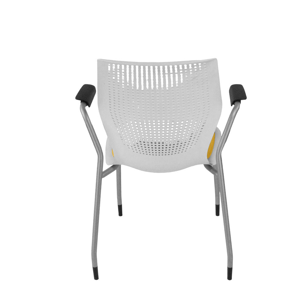 Knoll: Multigeneration Meeting Chair in Yellow Fabric - Refurbished
