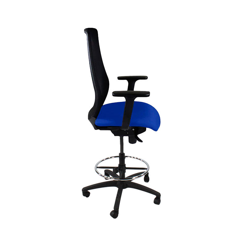The Office Crowd: Scudo tekenaarsstoel in blauwe stof - gerenoveerd