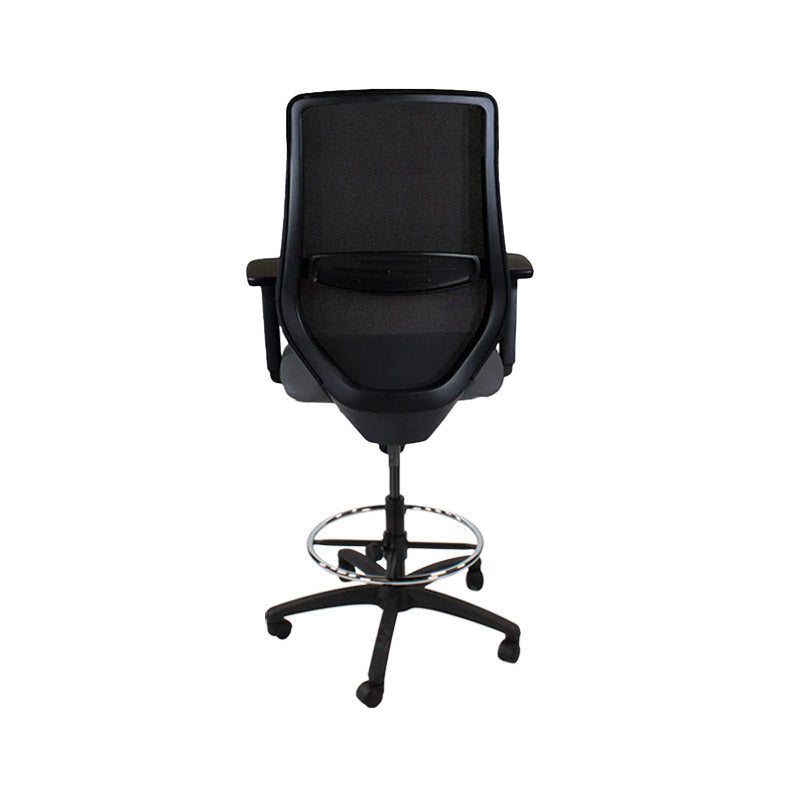 The Office Crowd: Scudo Draftsman Chair aus grauem Stoff – generalüberholt