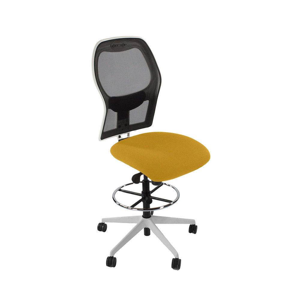 Ahrend: 160 Type Draftsman Chair ohne Armlehnen aus gelbem Stoff – weiße Basis – generalüberholt