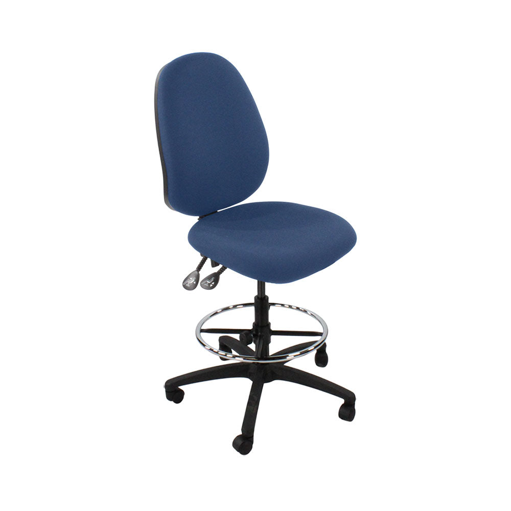 TOC : Chaise de dessinateur haute Scoop sans accoudoirs en tissu bleu - Remis à neuf
