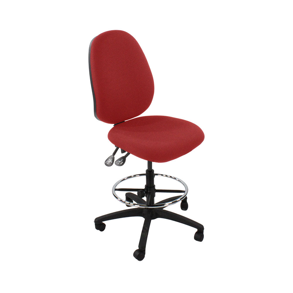 Inhaltsverzeichnis: Scoop High Draftsman Chair ohne Armlehnen aus rotem Stoff – generalüberholt
