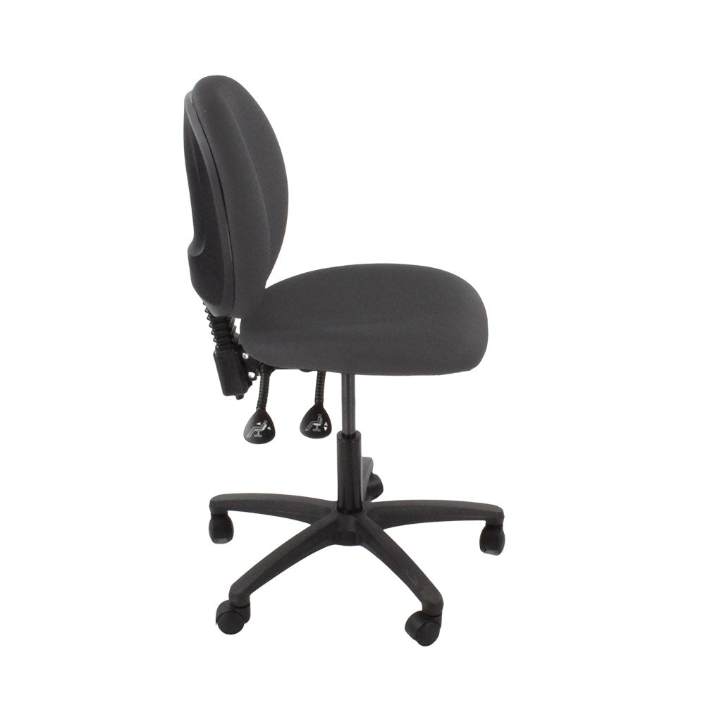 Inhaltsverzeichnis: Scoop Operator Chair aus grauem Stoff ohne Armlehnen – generalüberholt