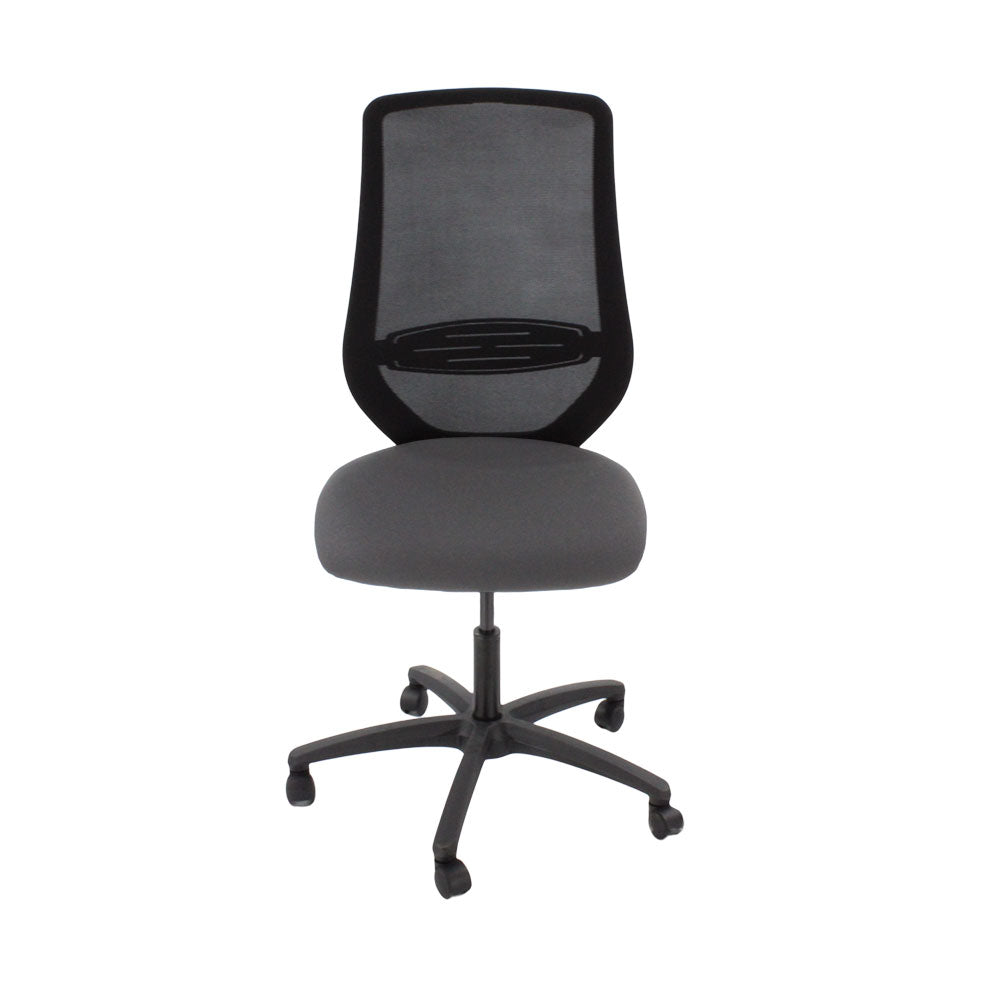 The Office Crowd : Chaise de travail Scudo avec siège en tissu gris sans accoudoirs - Remis à neuf