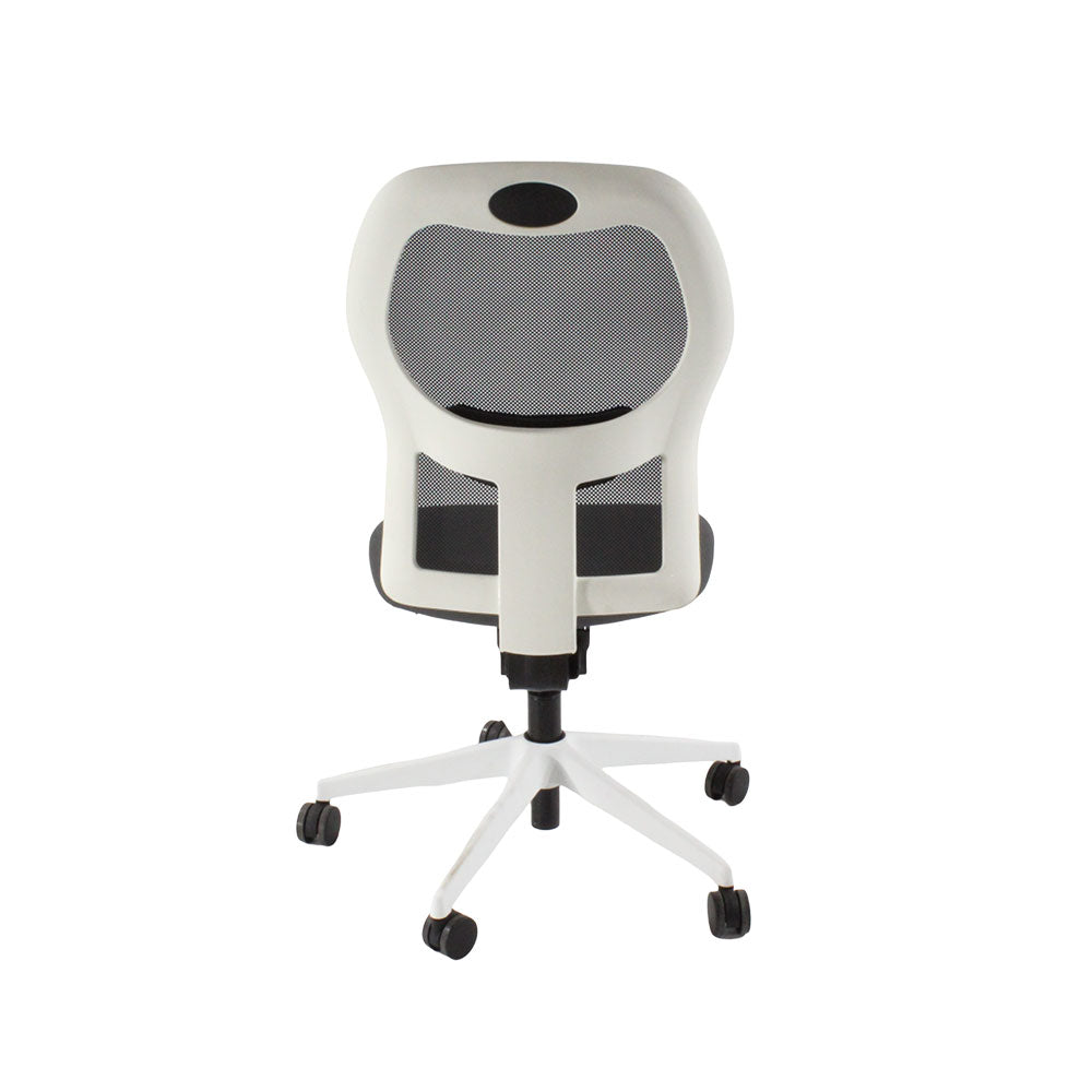 Ahrend: 160 Type Task Chair in Grey Fabric/White Frame Without Arms - Refurbished