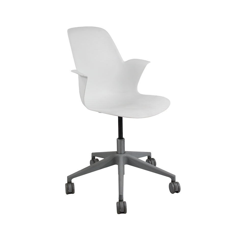 Steelcase: Node Chair in White - Refurbished
