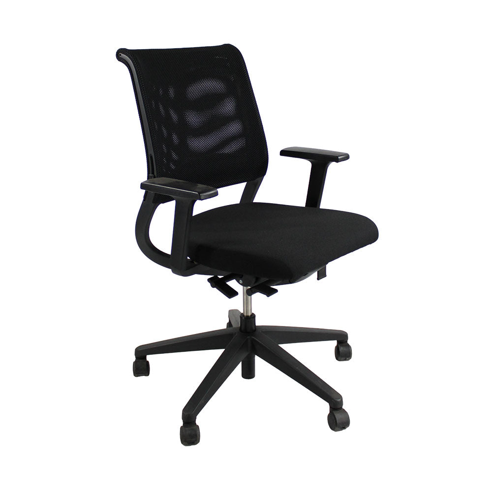Sedus: Netwin NW-100 Chair with Mesh Back in Black Fabric - Refurbished