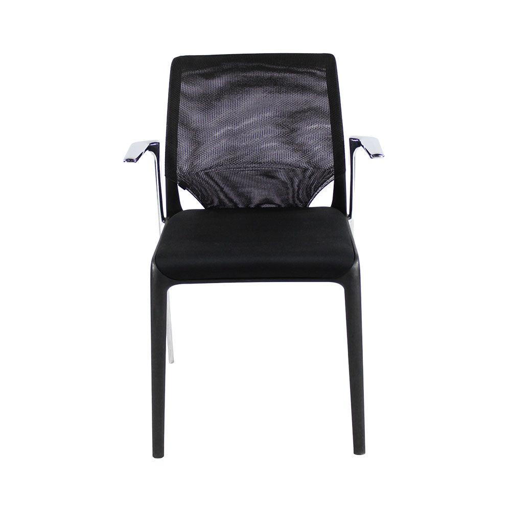 Vitra: MedaSlim Bezoekersstoel met armleuningen - Gerenoveerd