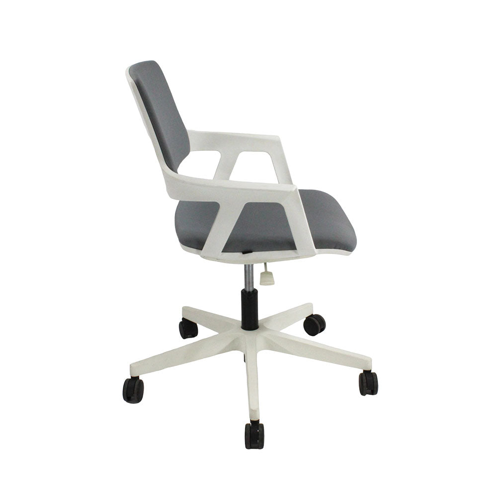 Steelcase : QiVi - Chaise de réunion en tissu gris - Reconditionné