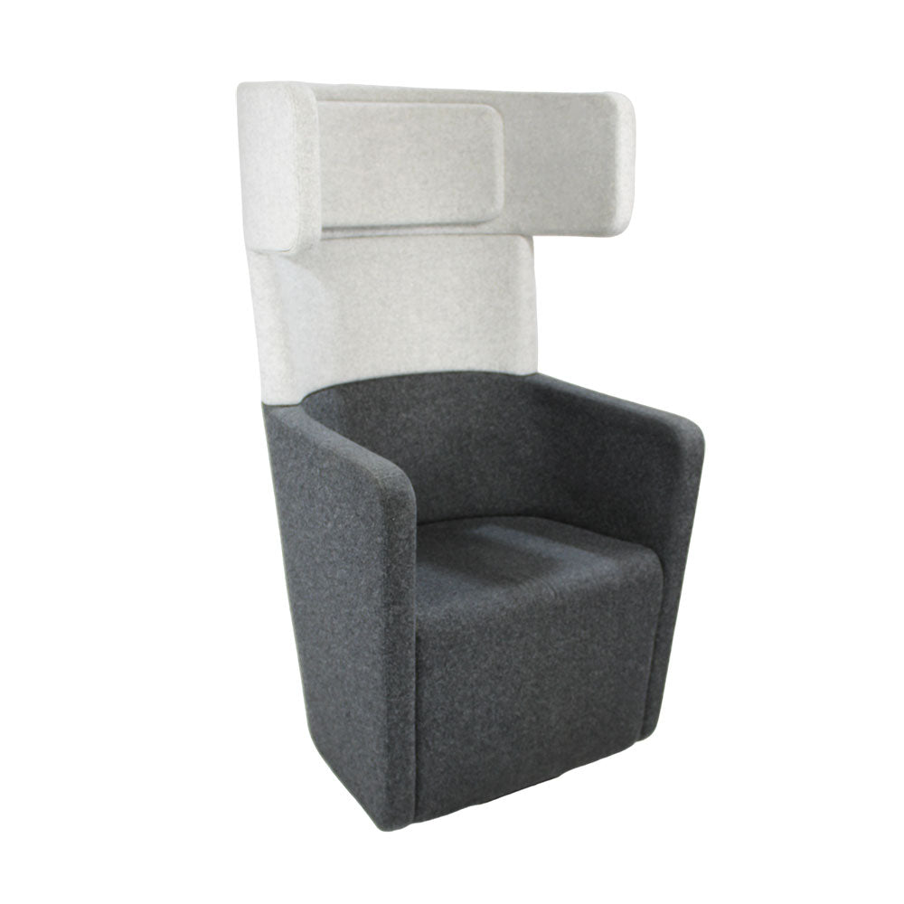 Bene: Parcs Wing Armchair in Grey - Refurbished