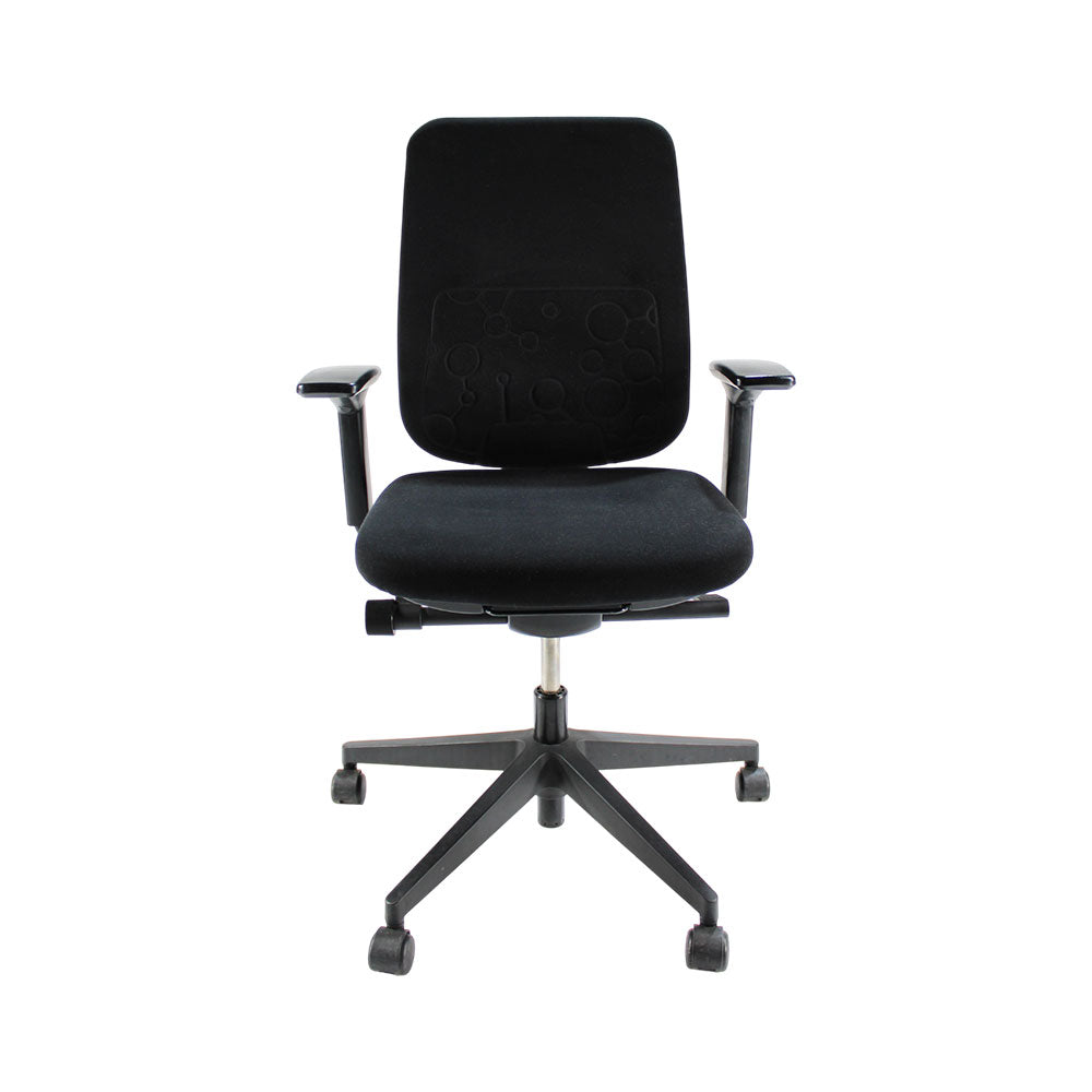 Steelcase: Sedia da ufficio Reply Air con struttura nera in tessuto nero - Ristrutturata