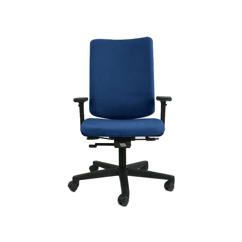 Konig + Neurath : Chaise de travail 215 en tissu bleu - Reconditionné
