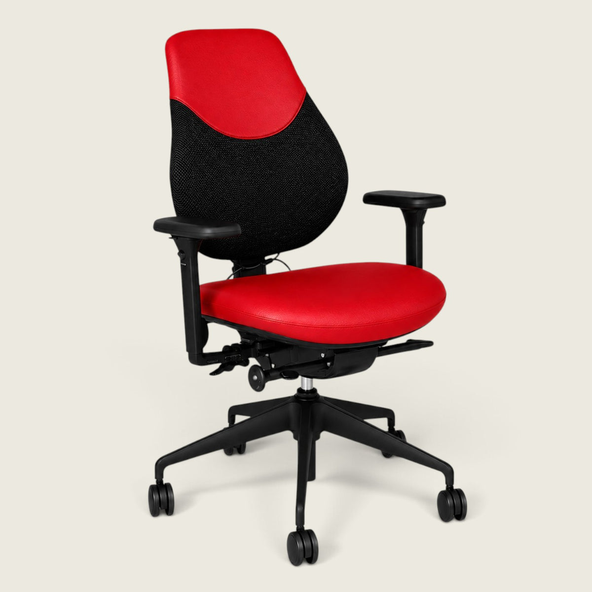 <tc>OrangeBox</tc>Silla de oficina Flo en tela roja - Restaurada