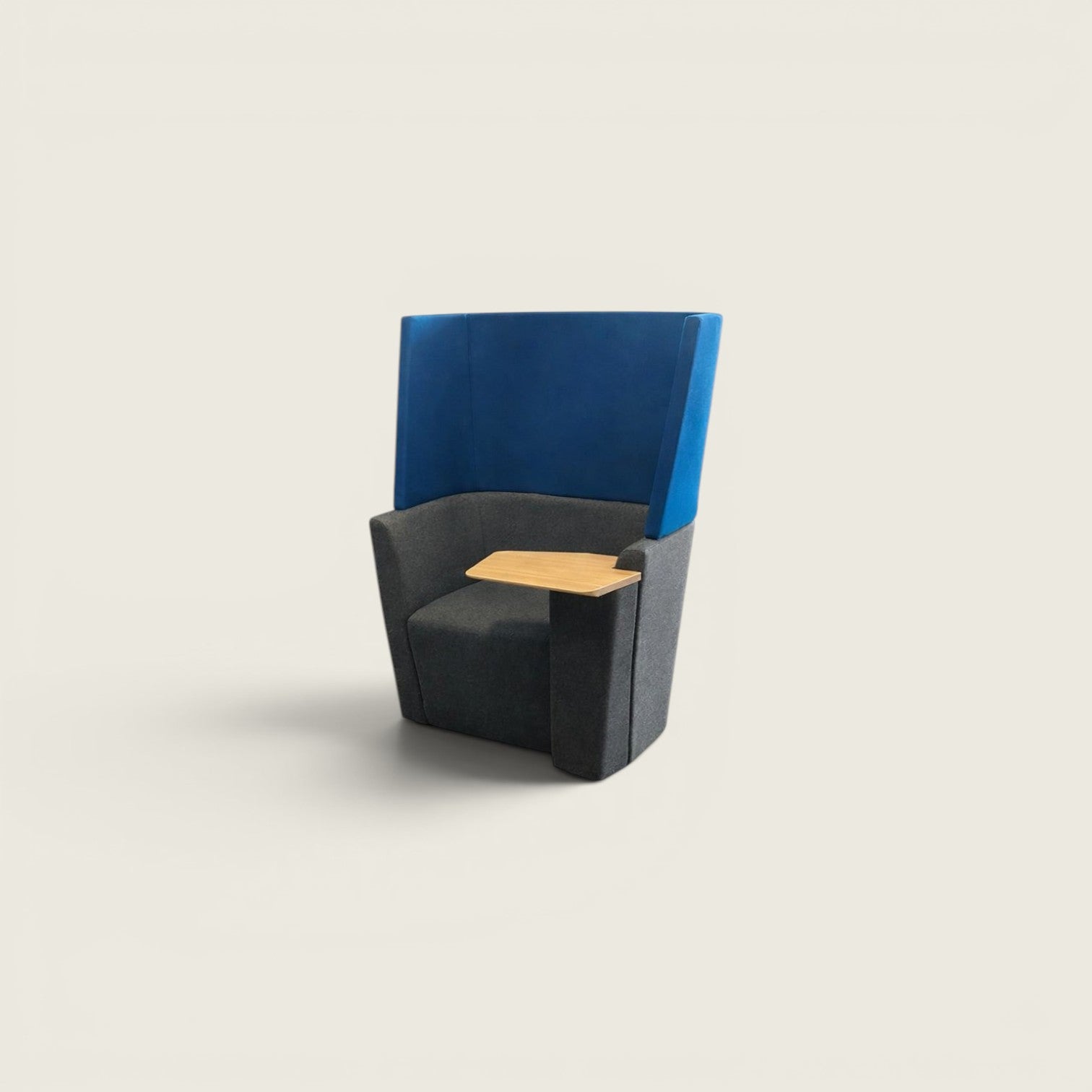 Orangebox: divano singolo con schienale alto verde acqua scuro e grigio Away From The Desk (AFTD): - Ristrutturato