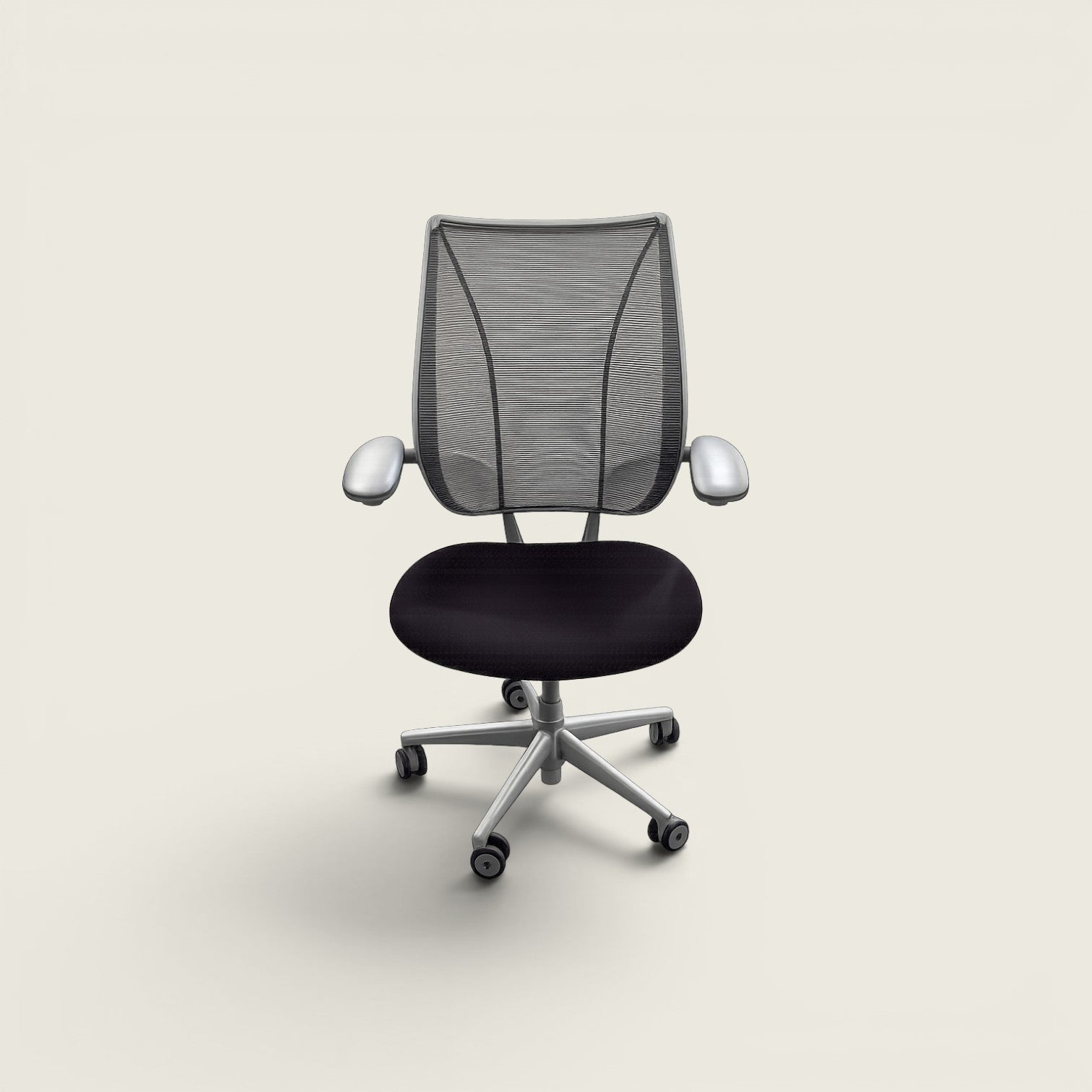 <tc>Humanscale</tc>: <tc>Liberty</tc> Sedia da ufficio in tessuto nero - Ricondizionata