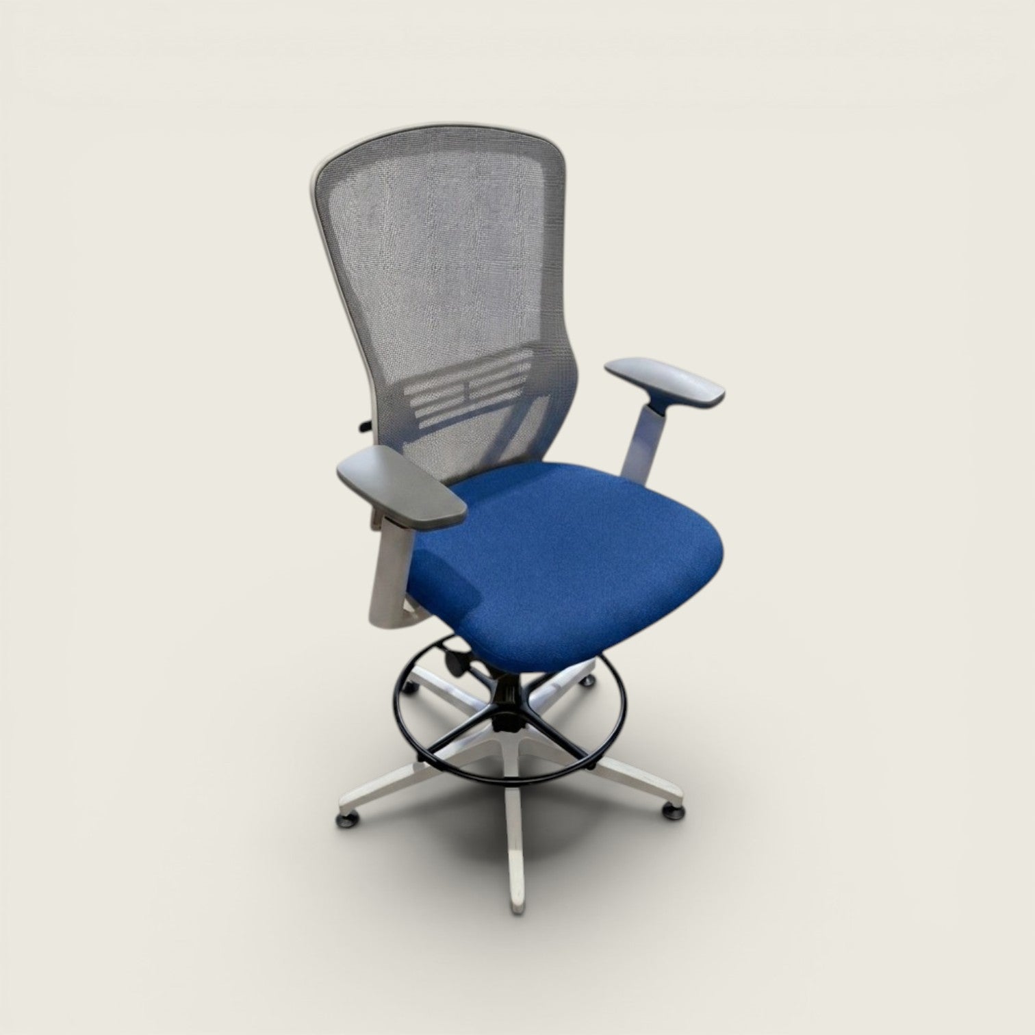 <tc>Senator</tc>: Groene tekenstoel - Gereviseerd