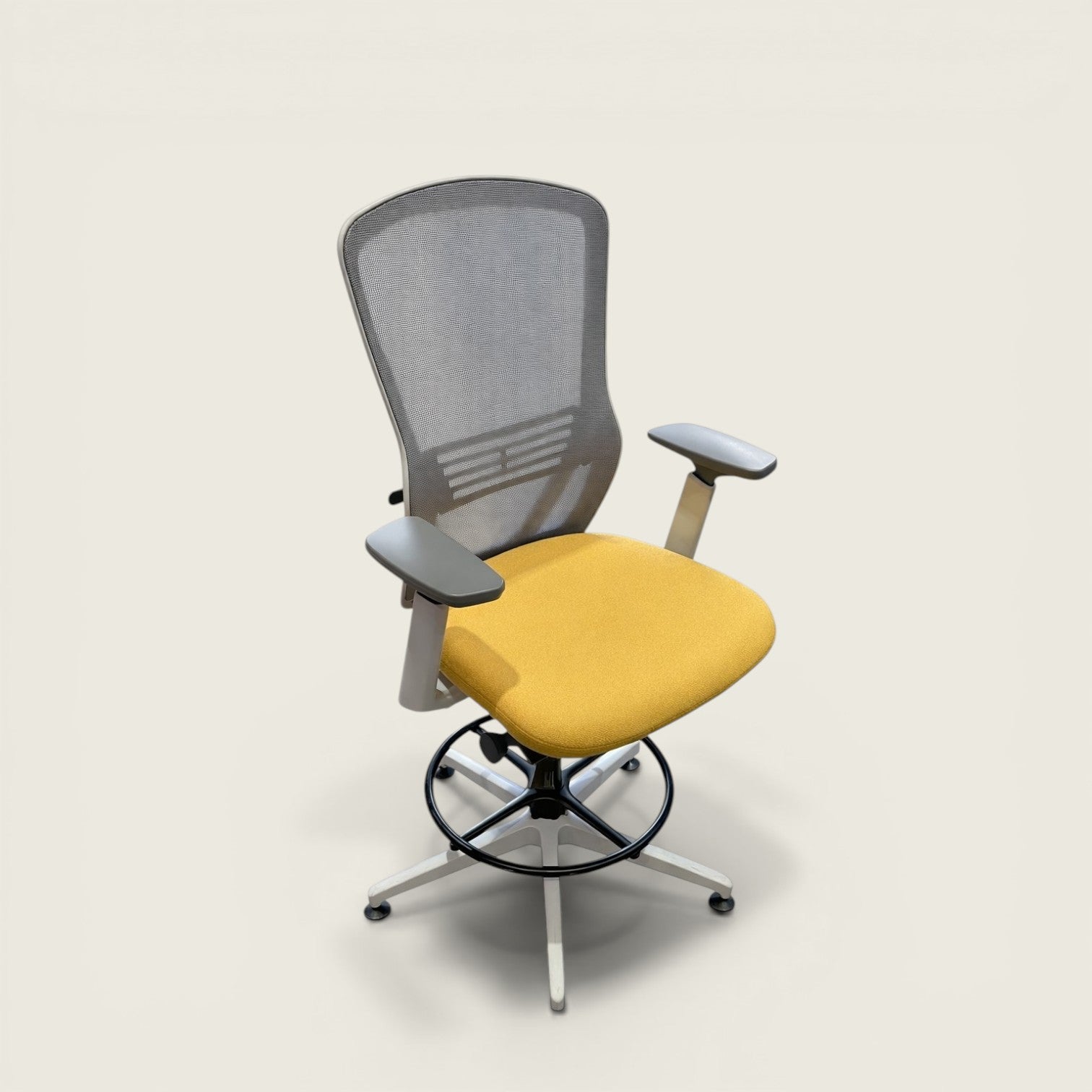 <tc>Senator</tc>: Groene tekenstoel - Gereviseerd