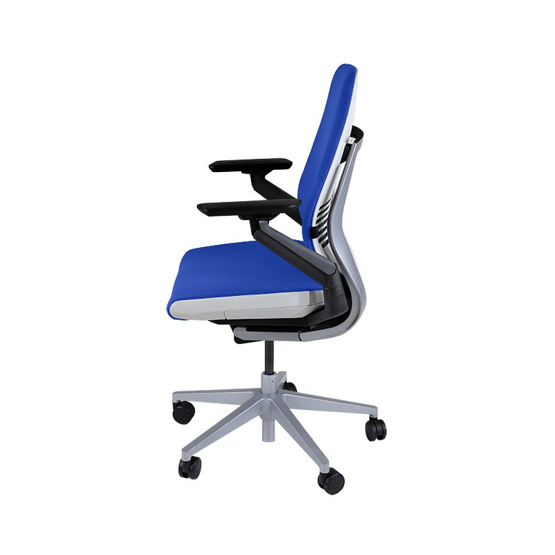 Steelcase : Chaise de bureau ergonomique Gesture - Tissu bleu - Reconditionnée