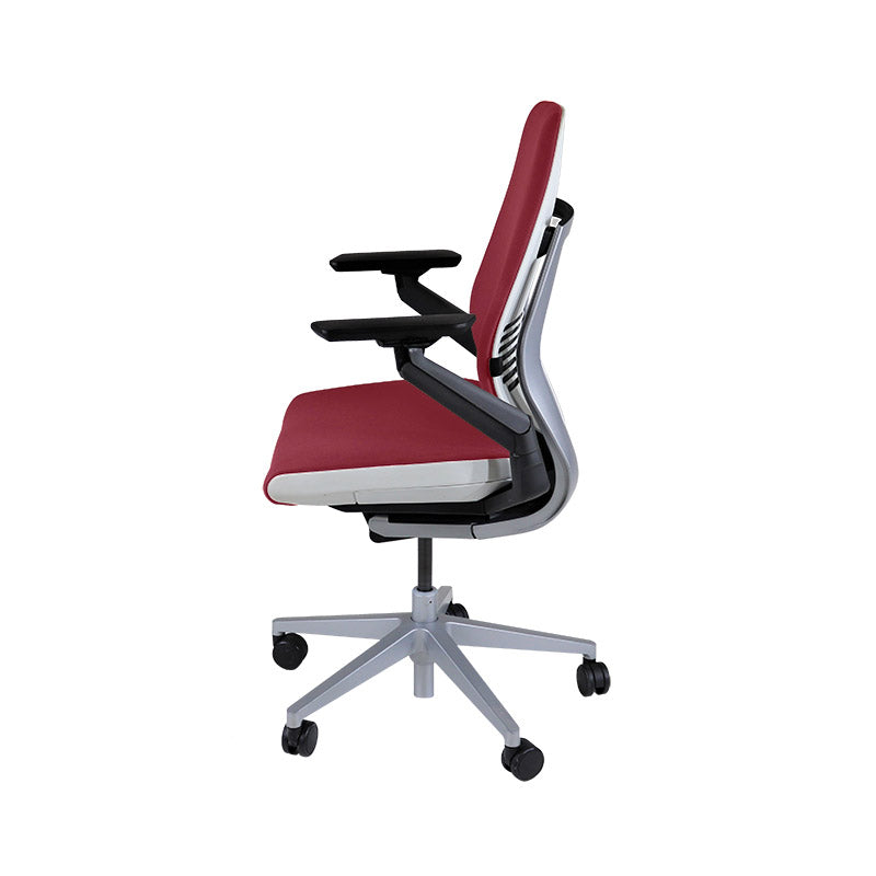 Steelcase : Chaise de bureau ergonomique Gesture - Cuir Bordeaux - Reconditionnée