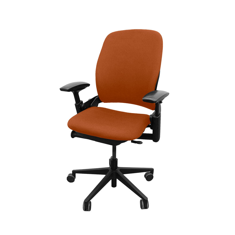 Steelcase : Chaise de bureau Leap V2 avec bras réglable en hauteur uniquement - Cuir beige - Remis à neuf