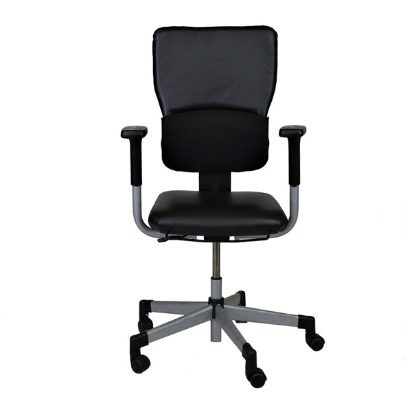 Steelcase-Lets-B-new-black-