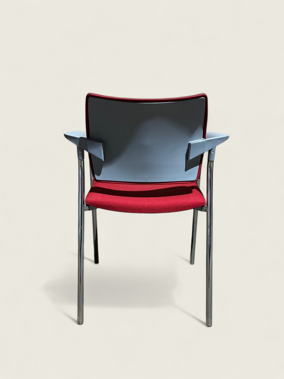 <tc>Boss Design</tc>: Fauteuil visiteur Torasen Kyos - Remis à neuf