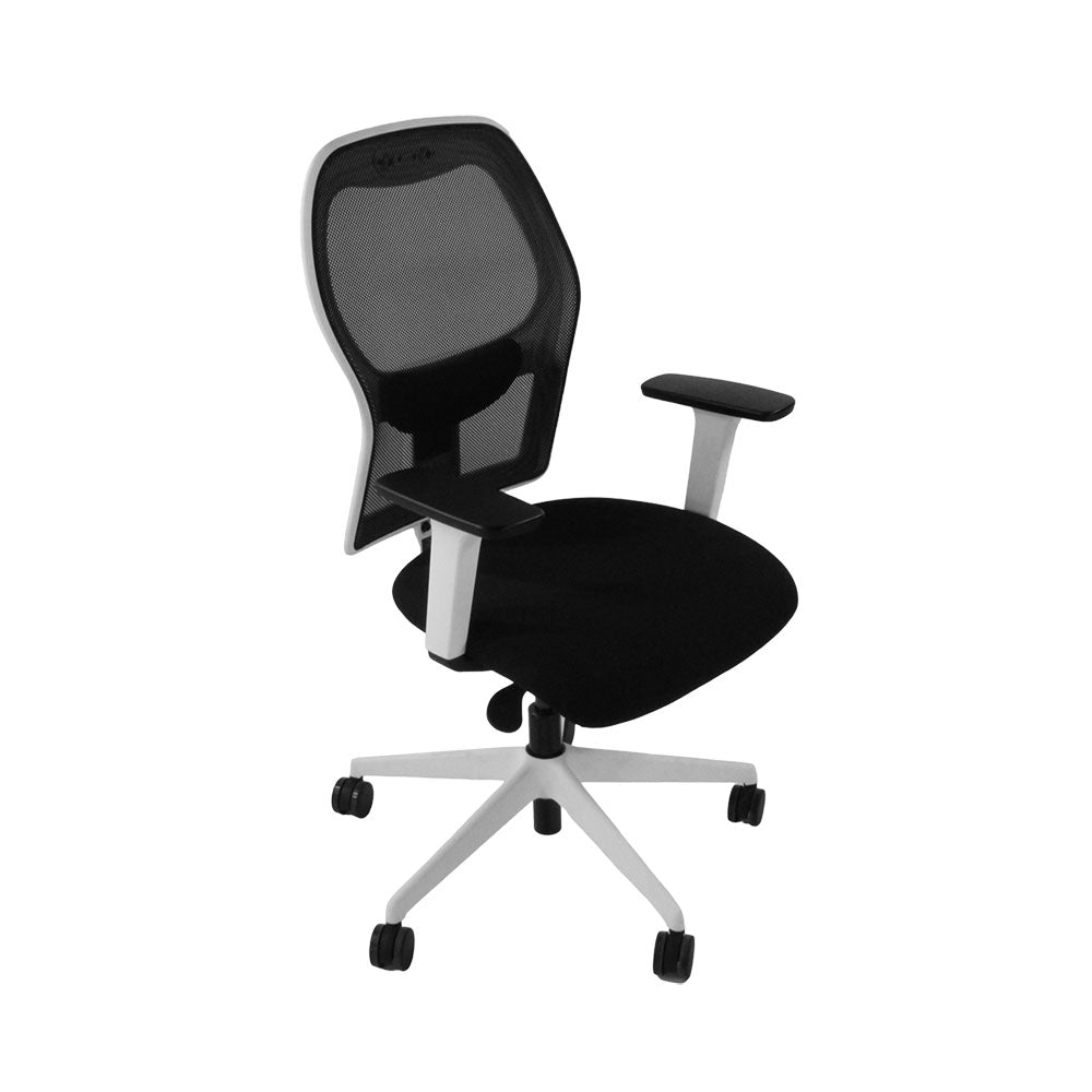Ahrend: Bürostuhl Typ 160 mit schwarzem Stoff und weißem Gestell – generalüberholt