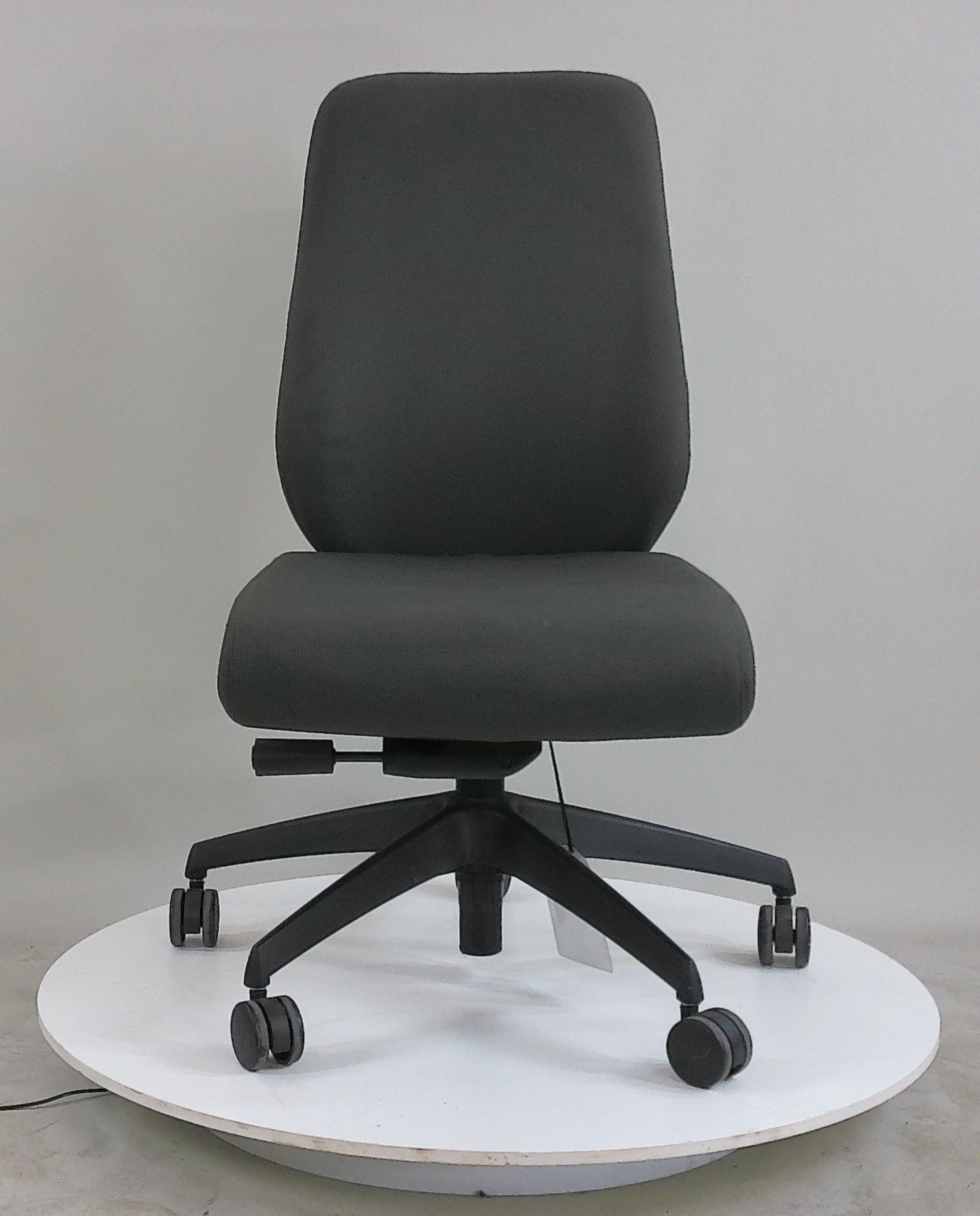 Boss Design: Key Task-stoel - Gerenoveerd