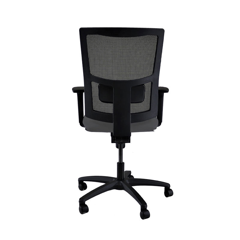 The Office Crowd: Ergo Task Chair in Grey Fabric - Refurbished