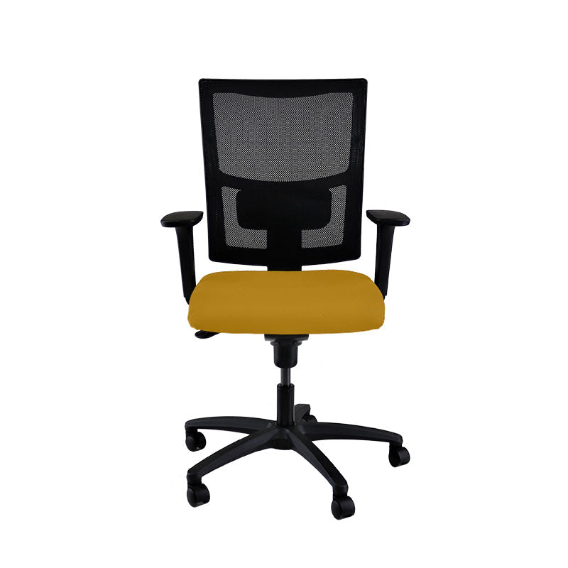 The Office Crowd: Ergo-bureaustoel in gele stof - Gerenoveerd