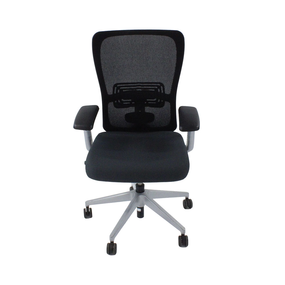 Haworth: Zody Comforto 89 bureaustoel in zwart leer/grijs frame - gerenoveerd
