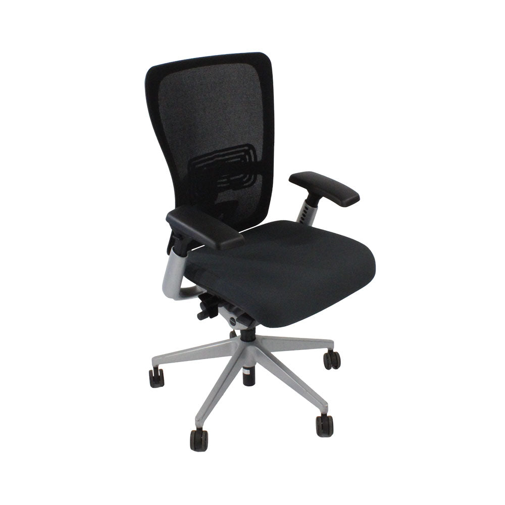 Haworth : Chaise de travail Zody Comforto 89 en tissu noir/cadre gris - Remis à neuf