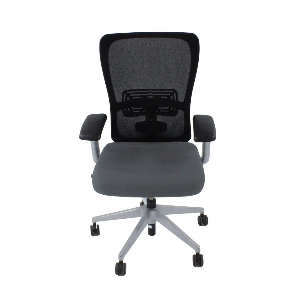 Haworth: Zody Comforto 89 bureaustoel in grijze stof/grijs frame - gerenoveerd