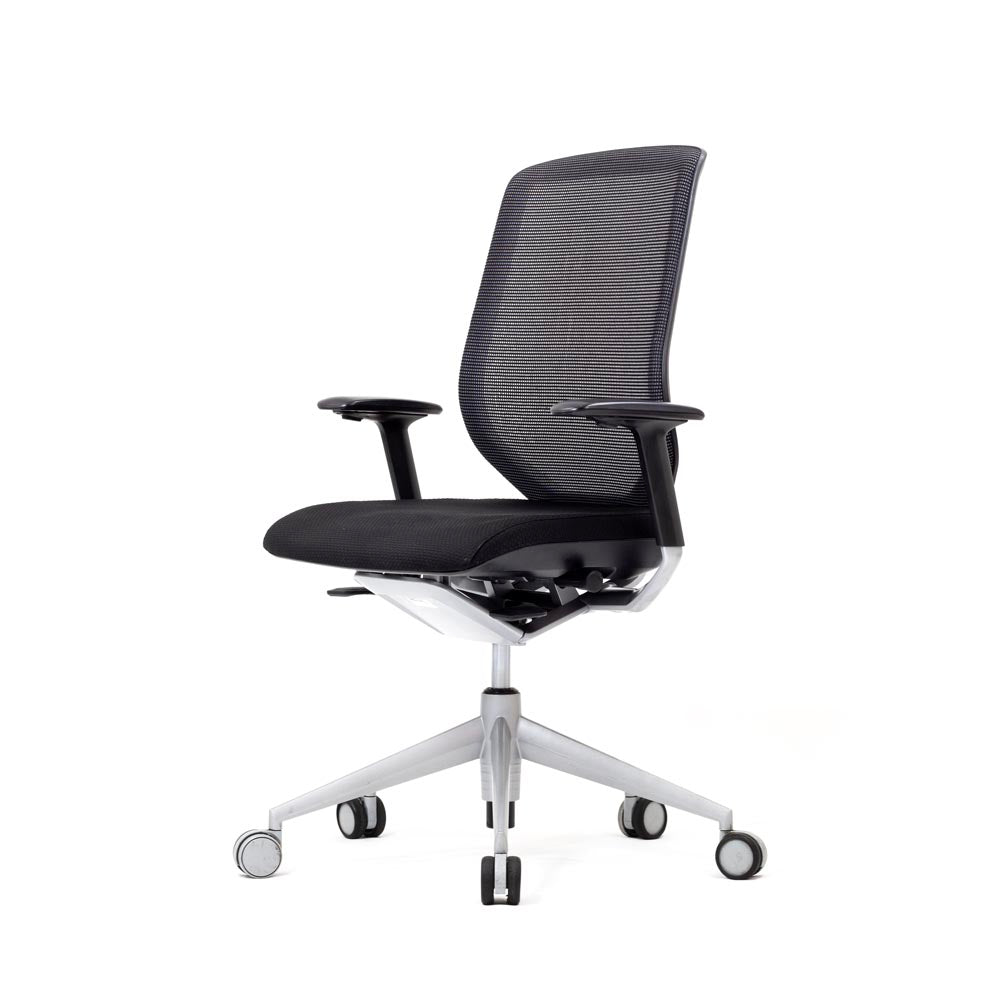 <tc>Actiu</tc>: Sedia da lavoro Trim con braccioli - Ricondizionata