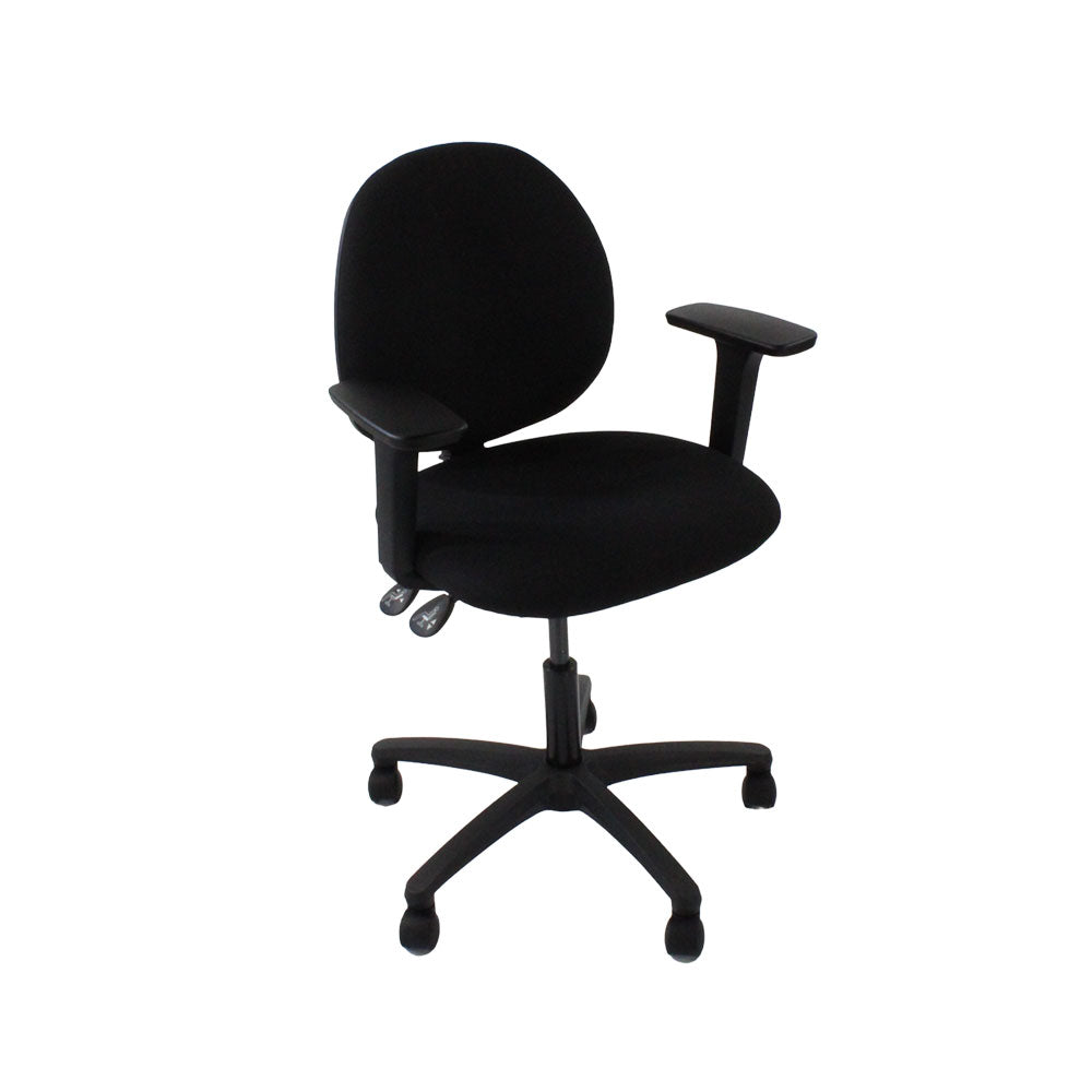 Inhaltsverzeichnis: Scoop Operator Chair aus schwarzem Leder – generalüberholt
