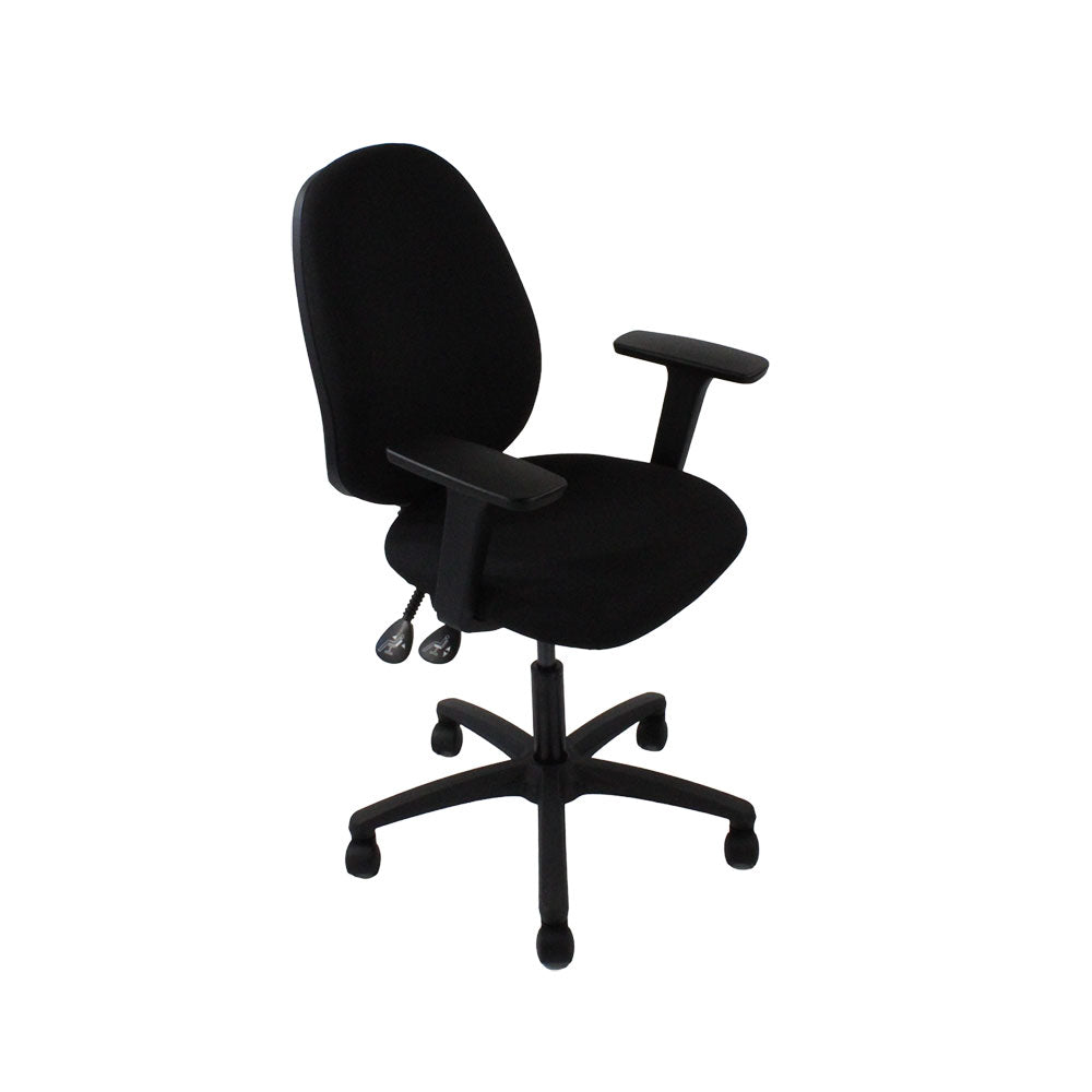 Inhaltsverzeichnis: Scoop High Operator Chair aus schwarzem Stoff – generalüberholt