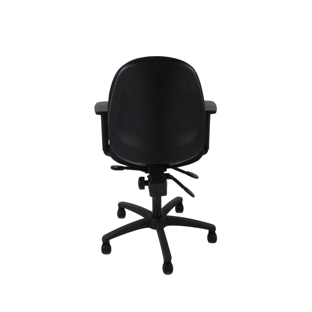 Inhaltsverzeichnis: Scoop High Operator Chair aus schwarzem Stoff – generalüberholt
