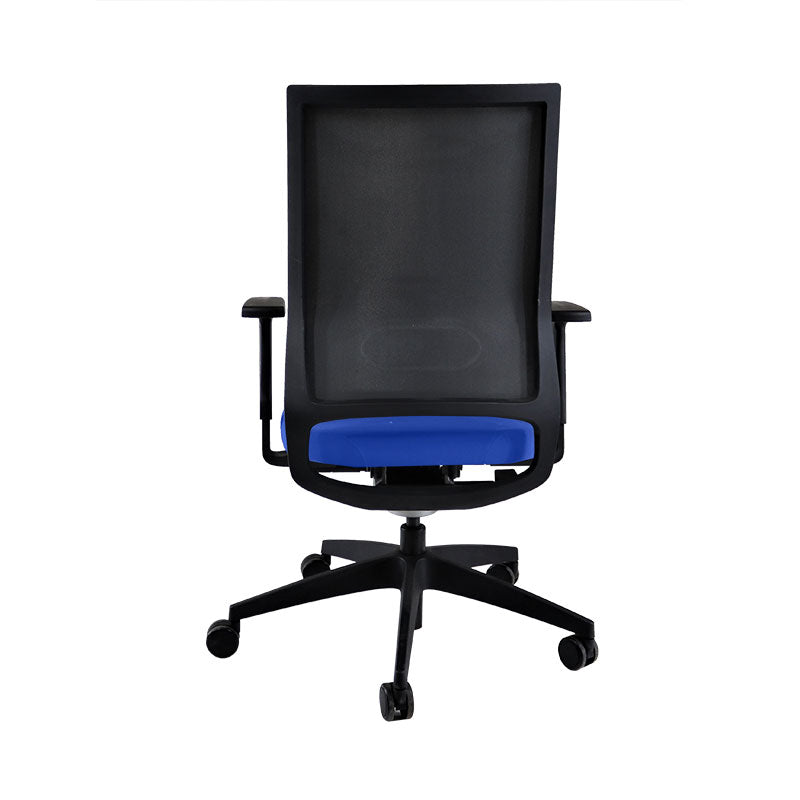 Sedus: Quarterback bureaustoel met zwart frame in blauwe stof - Gerenoveerd