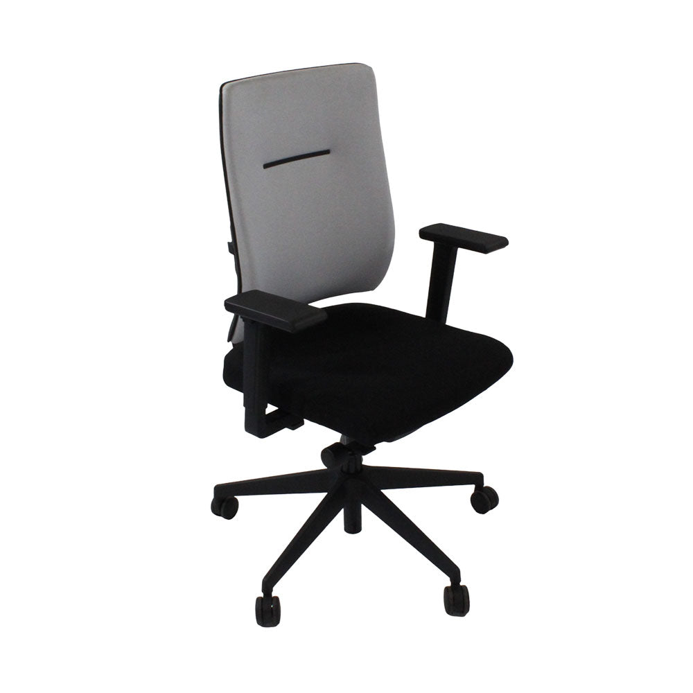 Viasit: Toleo Move gestoffeerde bureaustoel met rugleuning in zwart leer - gerenoveerd