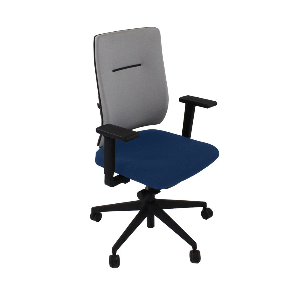 Viasit: Toleo Move gestoffeerde bureaustoel met rugleuning in blauwe stof - gerenoveerd