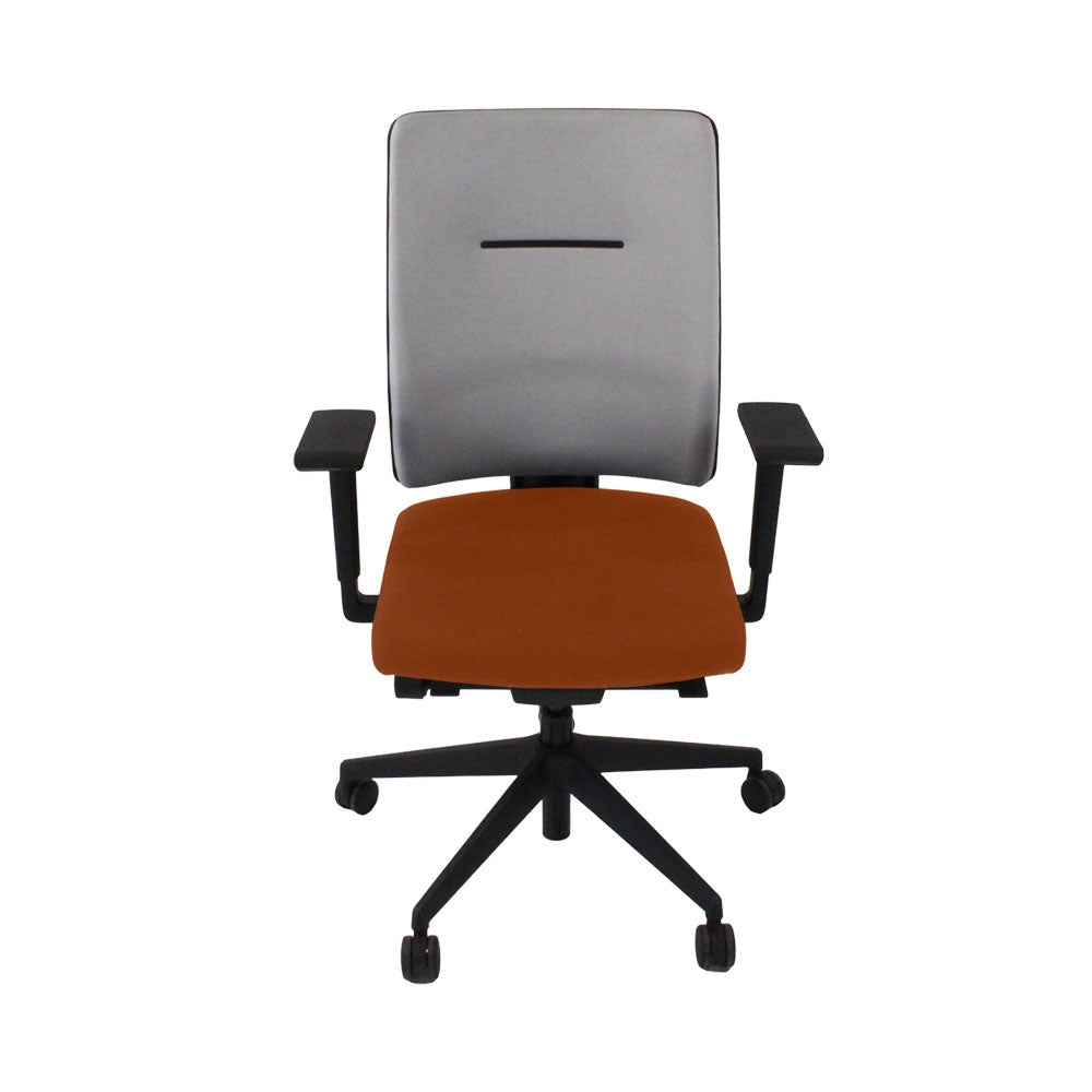Viasit: Toleo Move gestoffeerde bureaustoel met rugleuning in bruin leer - gerenoveerd