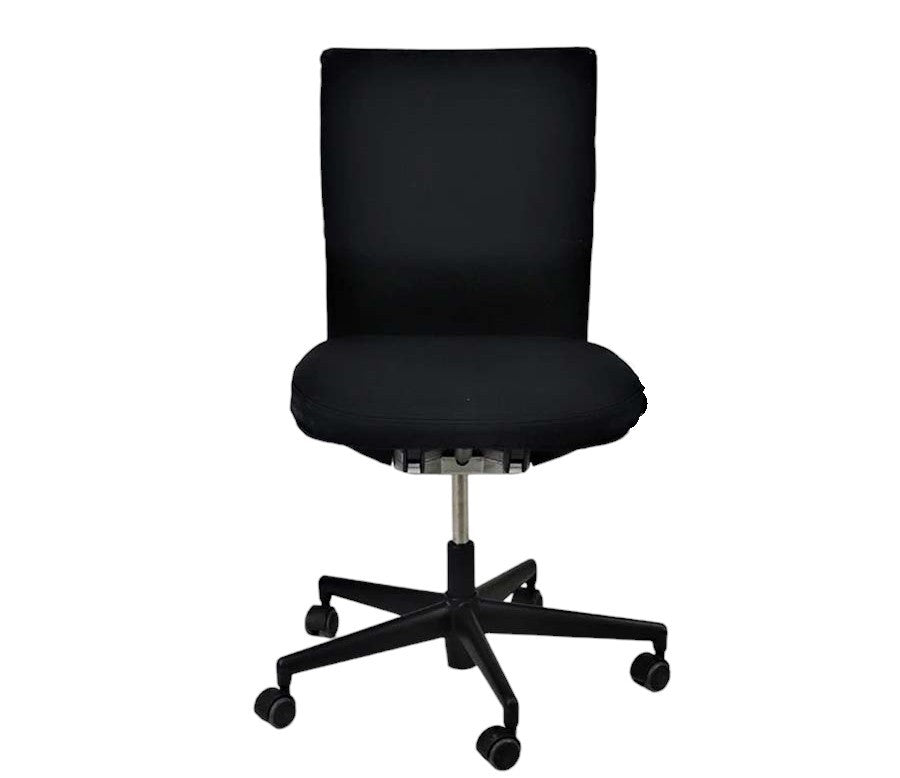 Vitra: Axess bureaustoel in zwarte stof zonder armleuningen - Gerenoveerd