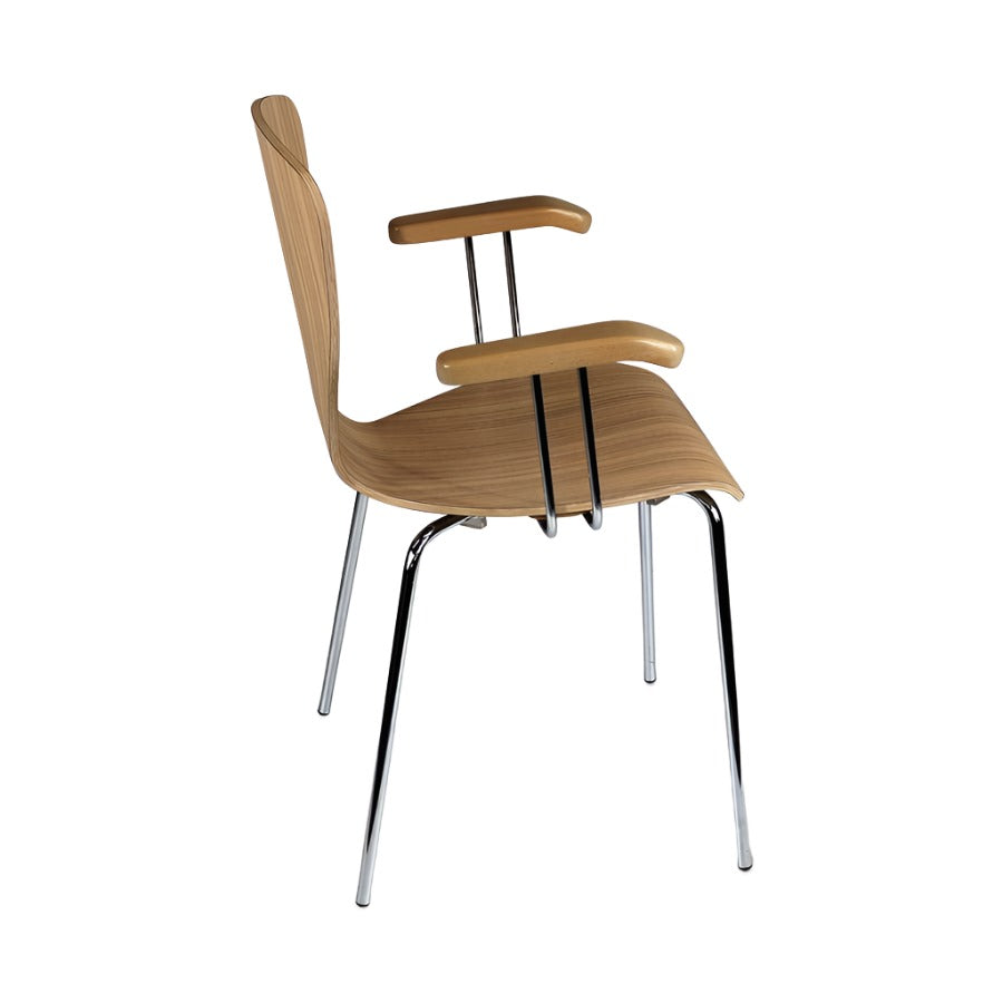 Nowy Styl: Café-Stuhl aus Holz mit Armlehnen – generalüberholt